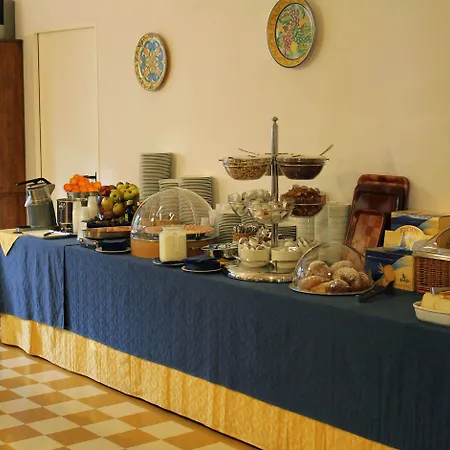 Baglio Santacroce Hotel 3*