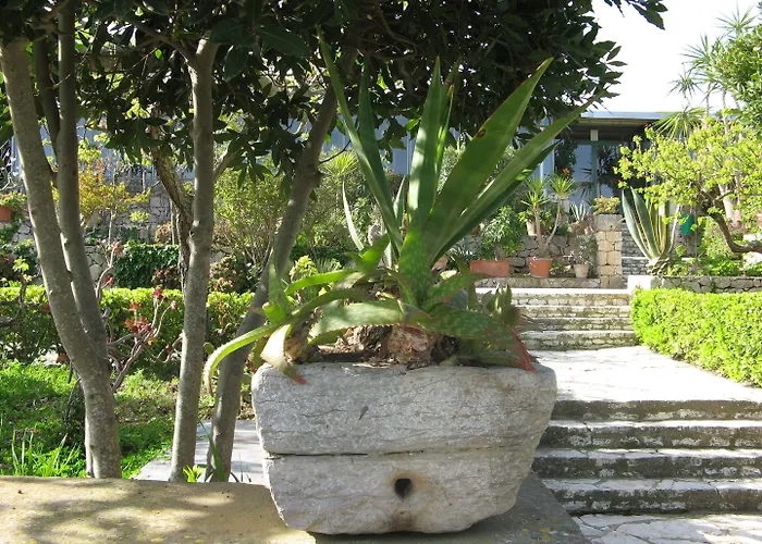 Hotel Baglio Santacroce 3*